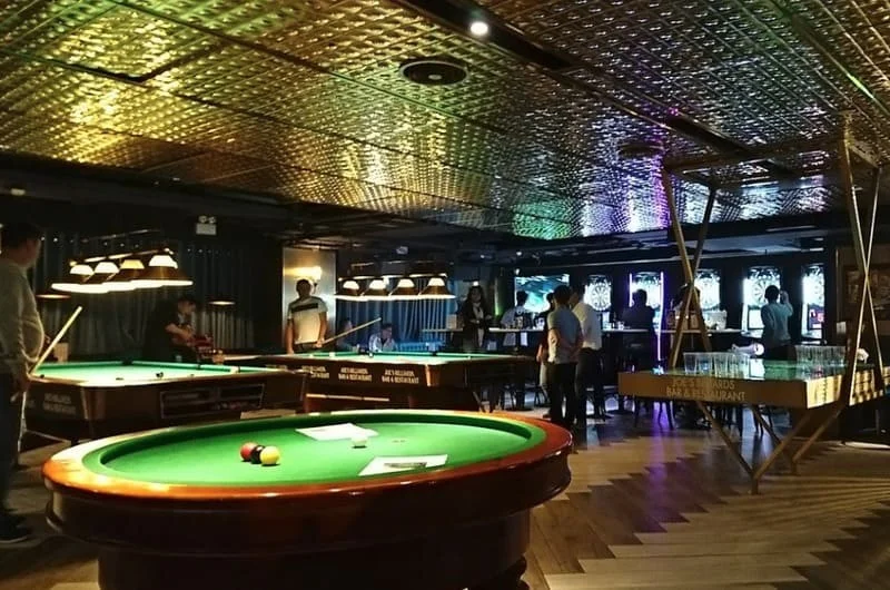 Joe's Billiards & Bar YMT